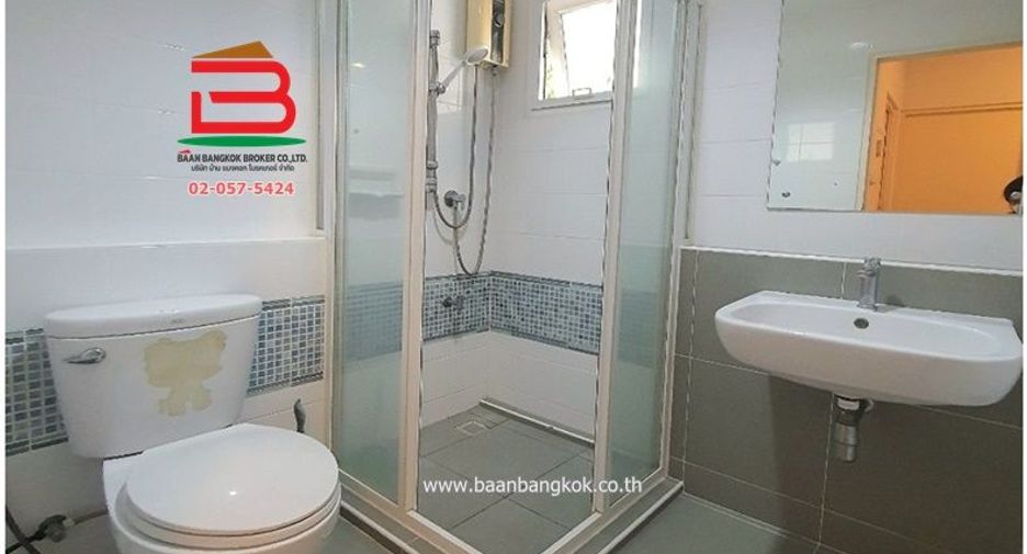 For sale 3 bedrooms house in Khlong Sam Wa, Bangkok