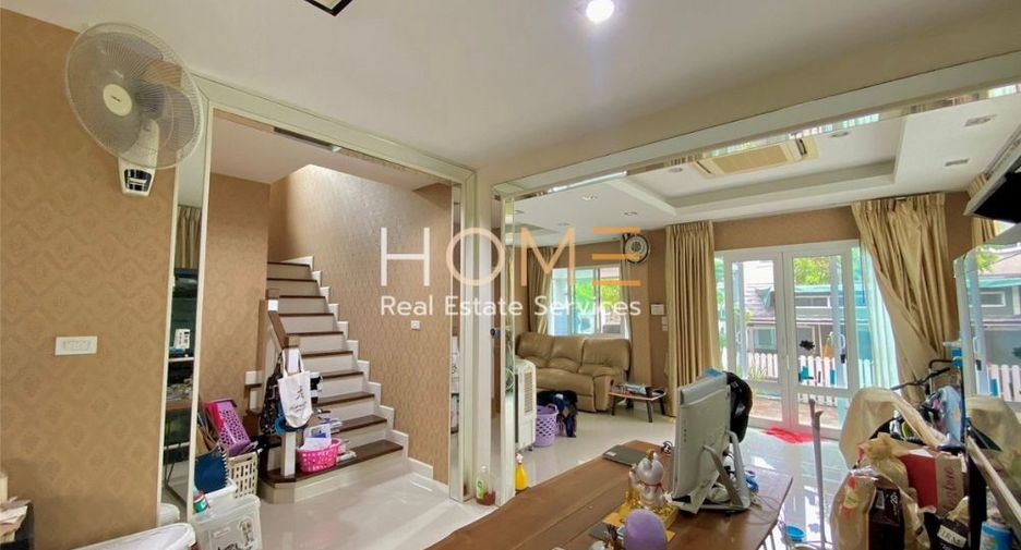 For sale 3 bedrooms house in Mueang Nonthaburi, Nonthaburi
