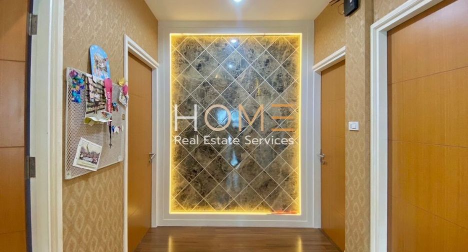 For sale 3 bedrooms house in Mueang Nonthaburi, Nonthaburi