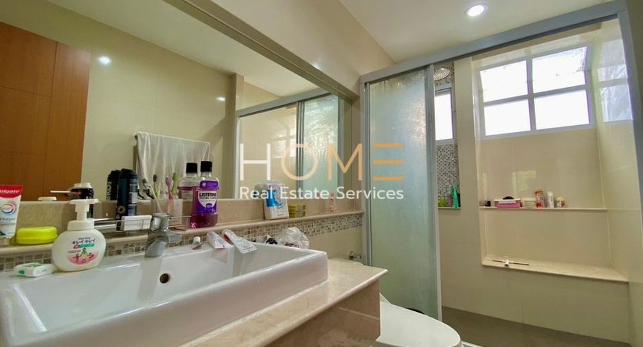 For sale 3 bedrooms house in Mueang Nonthaburi, Nonthaburi