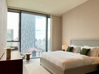 For rent 2 bed condo in Pathum Wan, Bangkok