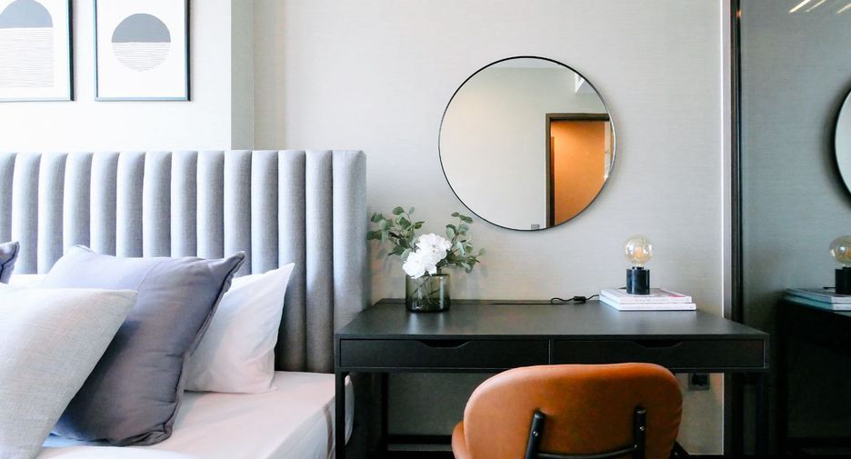 For rent 3 bed condo in Khlong Toei, Bangkok