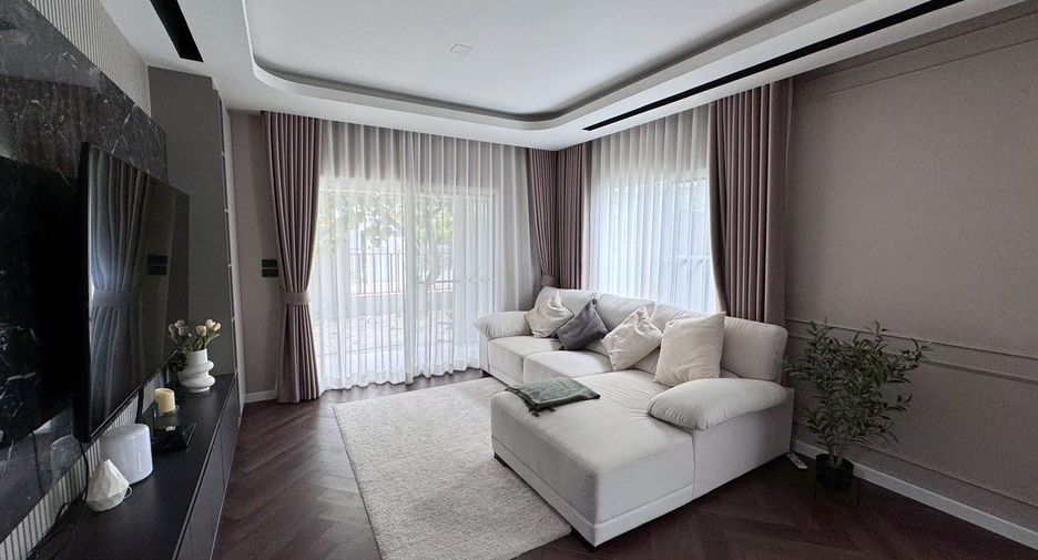 Casa en venta de 3 habitaciones en Krathum Baen, Samut Sakhon