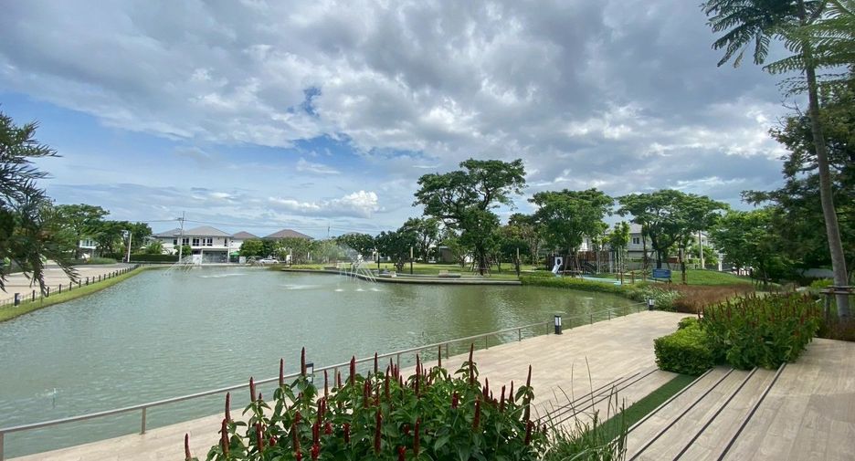Casa en venta de 3 habitaciones en Krathum Baen, Samut Sakhon