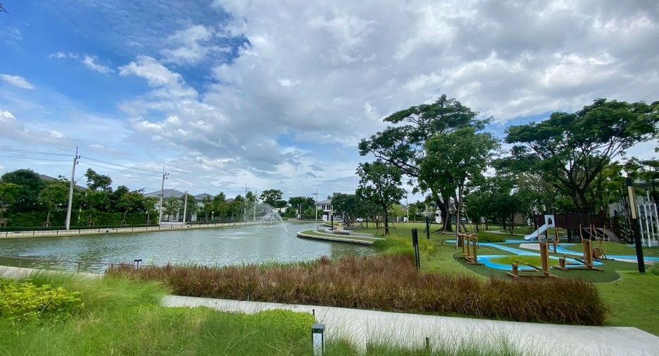 Casa en venta de 3 habitaciones en Krathum Baen, Samut Sakhon