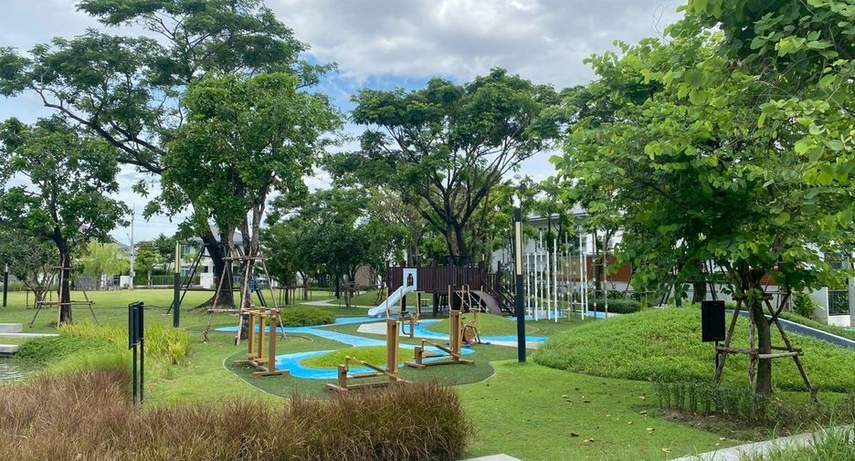 Casa en venta de 3 habitaciones en Krathum Baen, Samut Sakhon