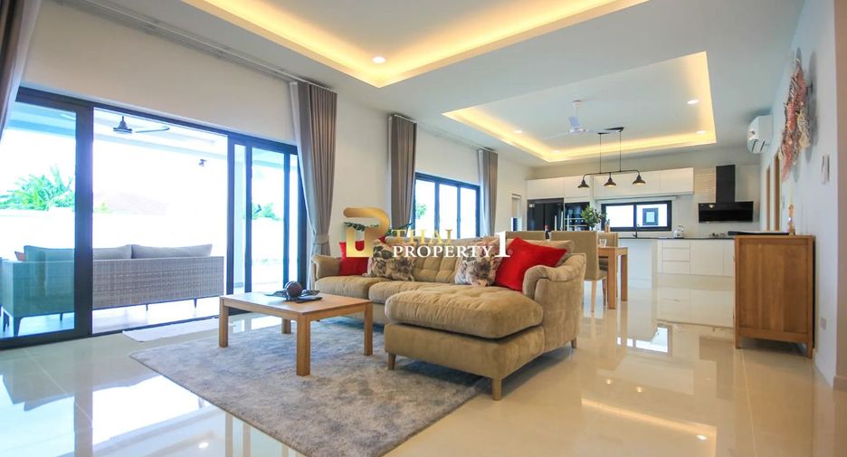À vendre 3 chambres villa à Hua Hin, Prachuap Khiri Khan