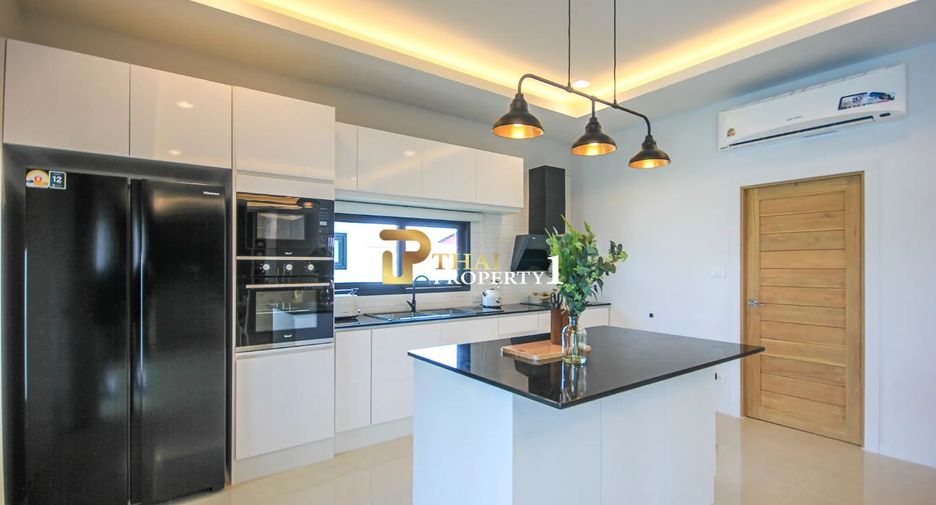 À vendre 3 chambres villa à Hua Hin, Prachuap Khiri Khan