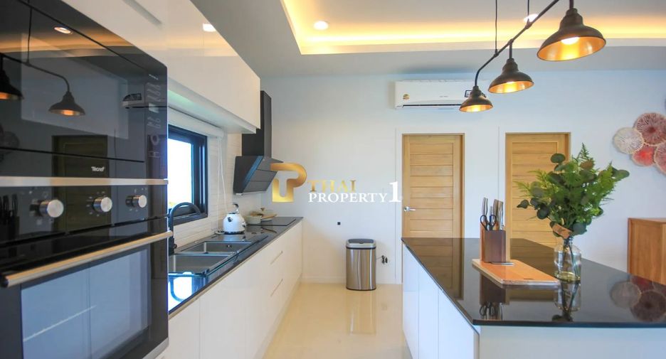 À vendre 3 chambres villa à Hua Hin, Prachuap Khiri Khan