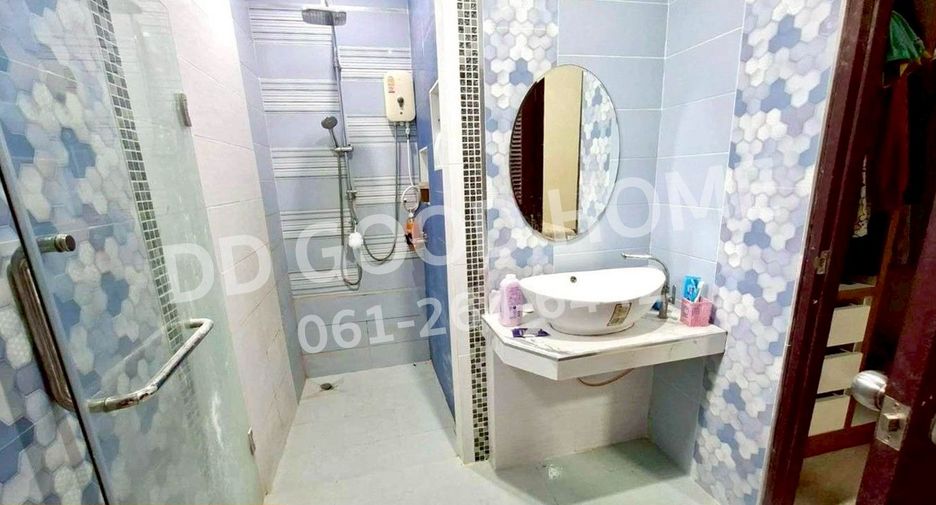 À vendre 2 chambres maison à Mueang Rayong, Rayong