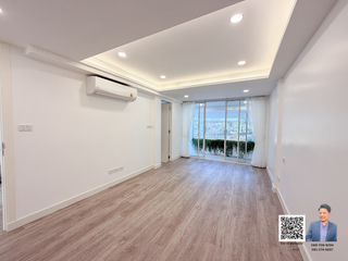 Casa adosada en venta de 4 habitaciones en Suan Luang, Bangkok