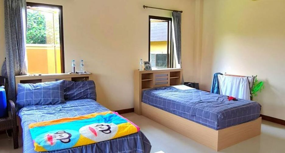 For sale 6 bedrooms house in Sattahip, Chonburi