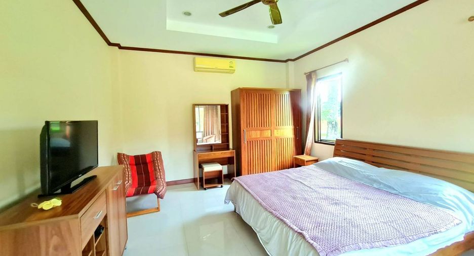 For sale 6 bedrooms house in Sattahip, Chonburi