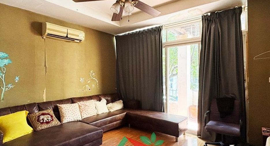 For sale 5 bedrooms house in Lam Luk Ka, Pathum Thani