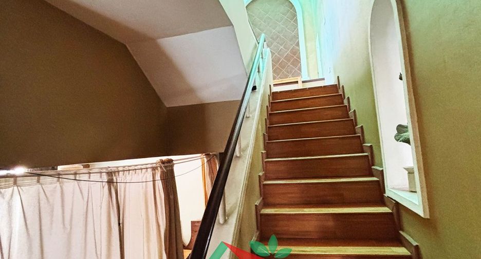 For sale 5 bedrooms house in Lam Luk Ka, Pathum Thani