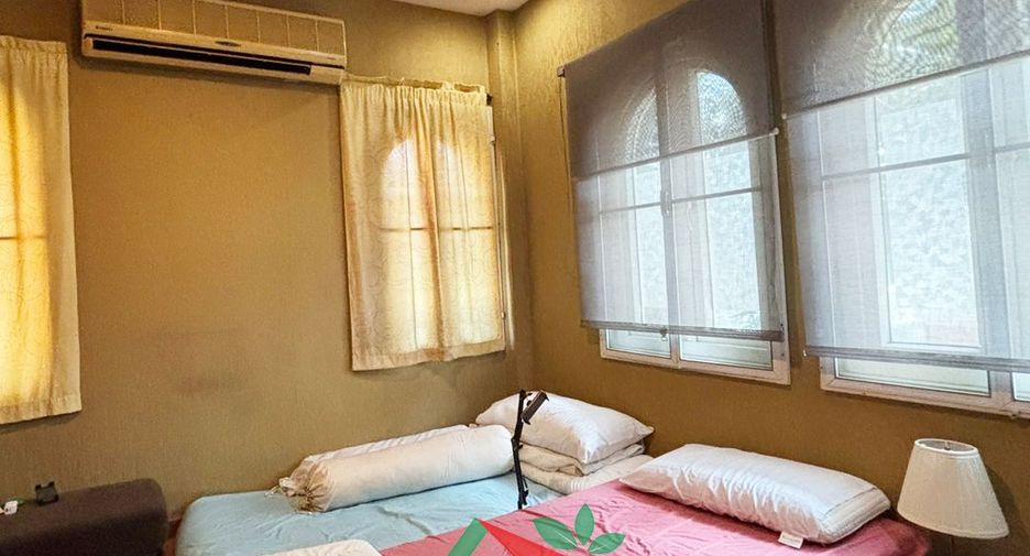 For sale 5 bedrooms house in Lam Luk Ka, Pathum Thani