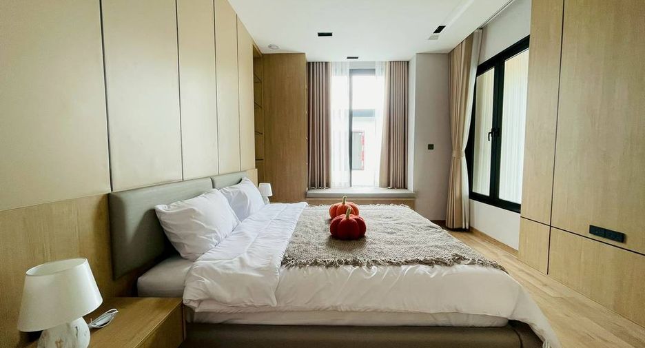 For sale 4 bedrooms villa in Mueang Chiang Mai, Chiang Mai