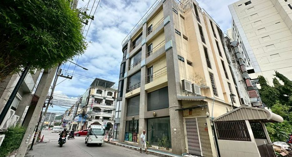 For sale retail Space in Si Racha, Chonburi