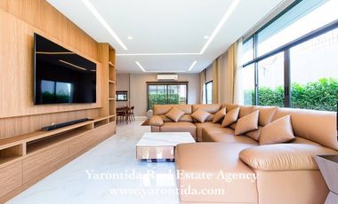 Haus zur Miete mit 4 Zimmer in Prawet, Bangkok