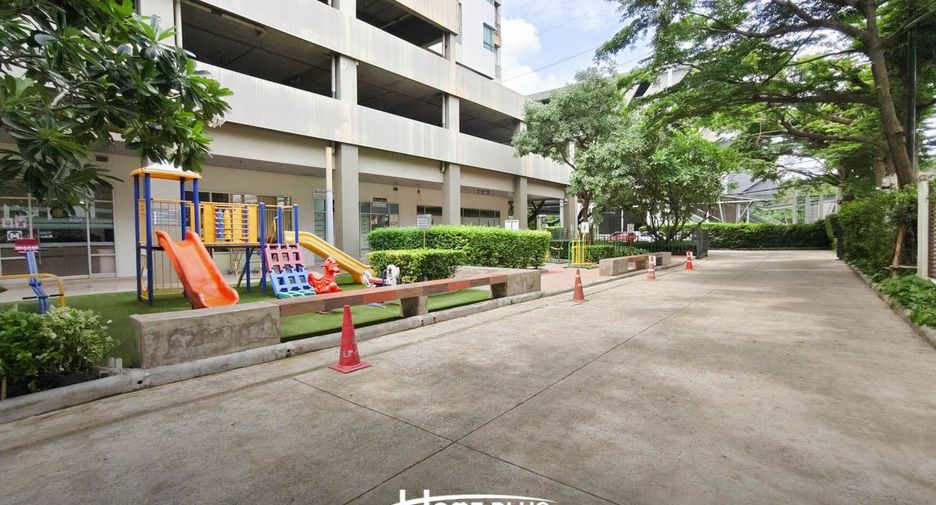 For sale 2 bedrooms condo in Bang Khen, Bangkok