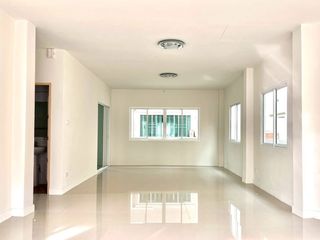 For sale 3 Beds house in Saraphi, Chiang Mai