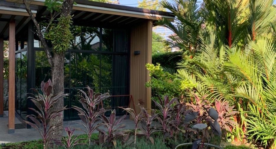For sale 5 bedrooms house in Mueang Chiang Mai, Chiang Mai
