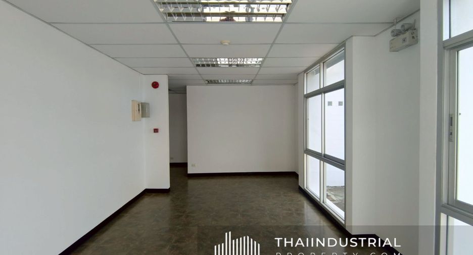Almacén en alquiler en Si Racha, Chonburi