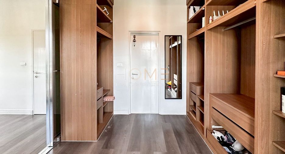 Haus zum Kauf mit 4 Zimmer in Bangkok Noi, Bangkok