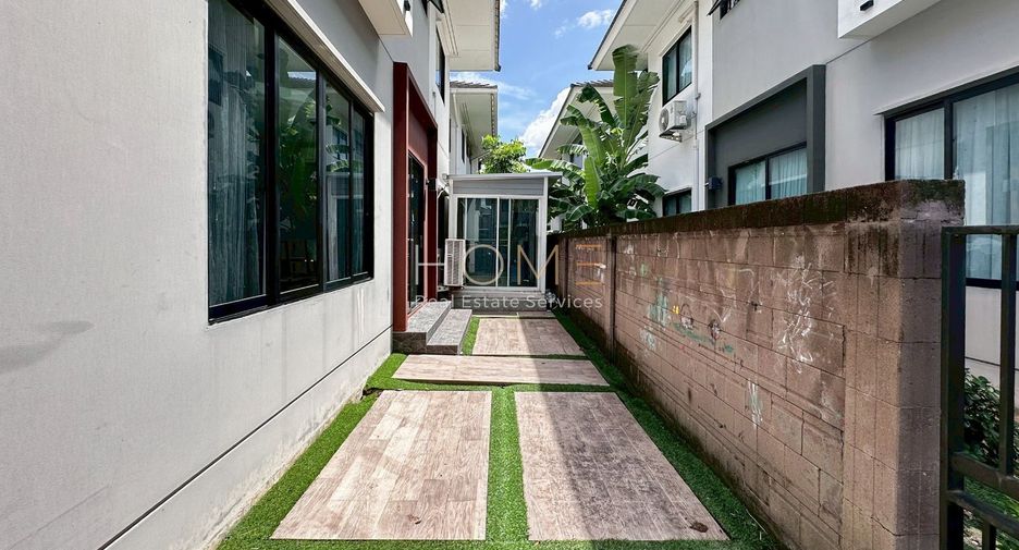 Haus zum Kauf mit 4 Zimmer in Bangkok Noi, Bangkok