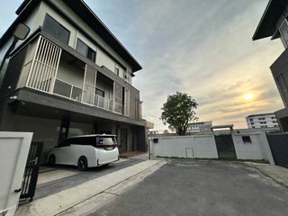 ขาย 6 ห้องนอน บ้านเดี่ยว ใน บางพลี, สมุทรปราการ