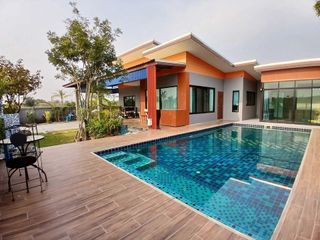For sale 2 bed house in Ban Thi, Lamphun