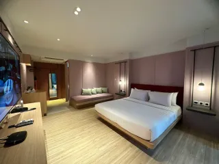 À vendre 41 chambres hôtel à Cha Am, Phetchaburi