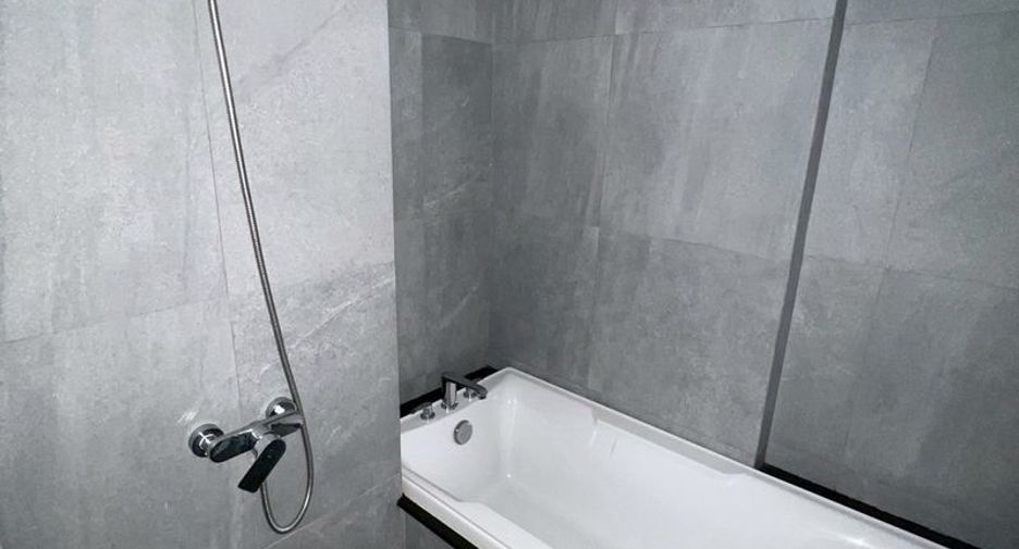 Wohnung zum Kauf mit 1 Zimmer in Si Racha, Chonburi