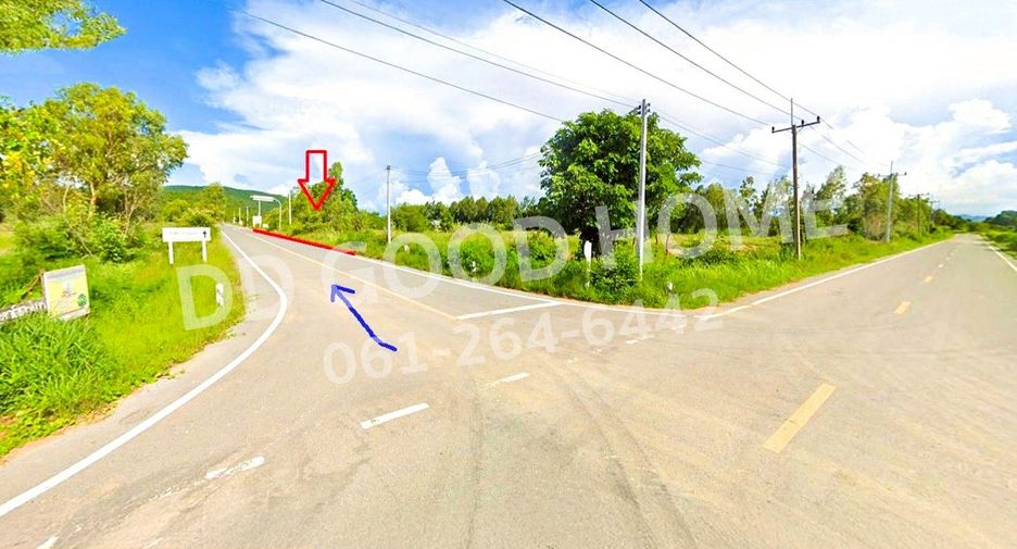 For sale land in Phatthana Nikhom, Lopburi