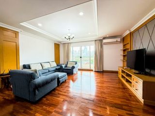 À louer 3 chambres appartement à Khlong Toei, Bangkok