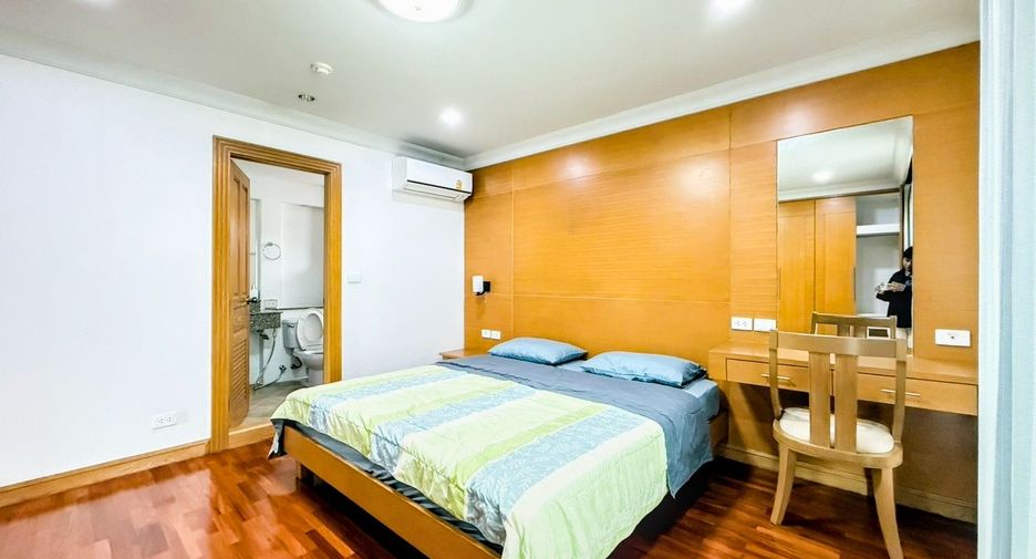 Apartamento en alquiler de 3 habitaciones en Khlong Toei, Bangkok