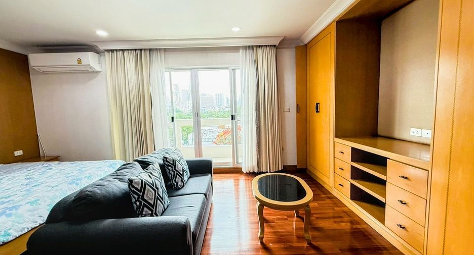 Apartamento en alquiler de 3 habitaciones en Khlong Toei, Bangkok