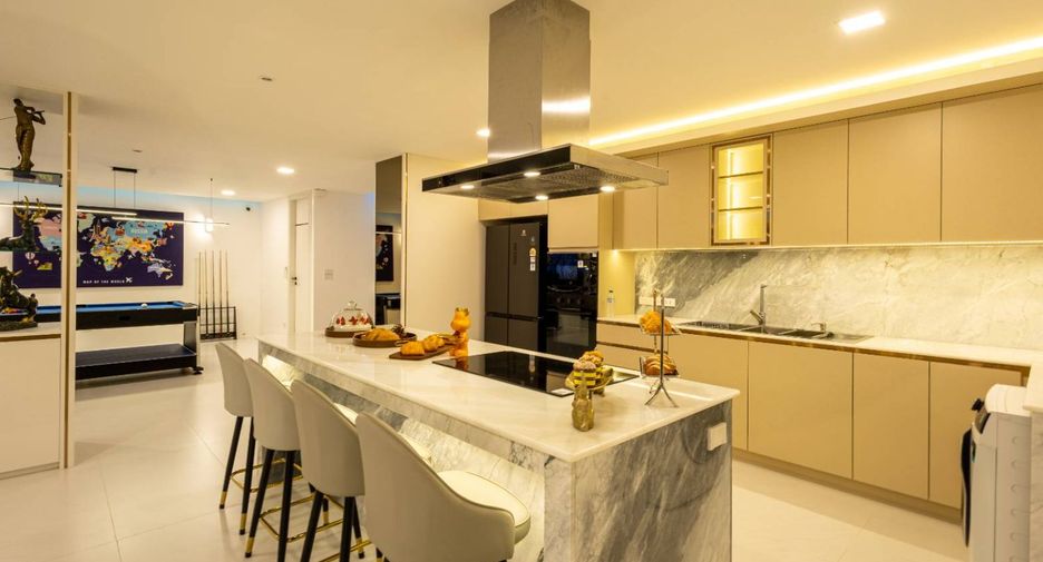 For sale 3 bedrooms condo in Phutthamonthon, Nakhon Pathom