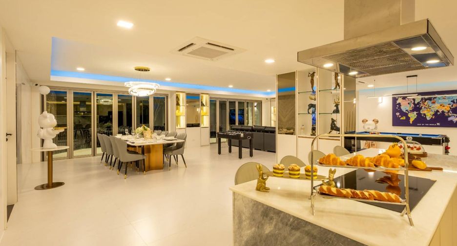 For sale 3 bedrooms condo in Phutthamonthon, Nakhon Pathom