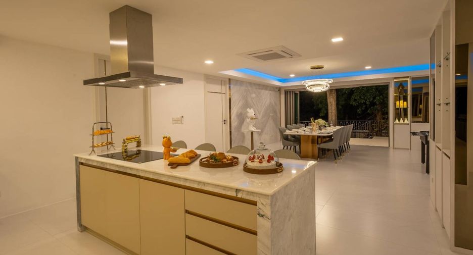 For sale 3 bedrooms condo in Phutthamonthon, Nakhon Pathom