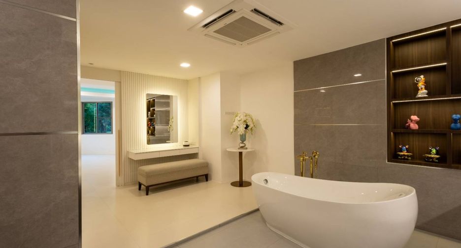 For sale 3 bedrooms condo in Phutthamonthon, Nakhon Pathom