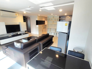Apartment zur Miete mit 2 Zimmer in Khlong Toei, Bangkok