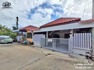 For sale 2 bed townhouse in In Buri, Sing Buri