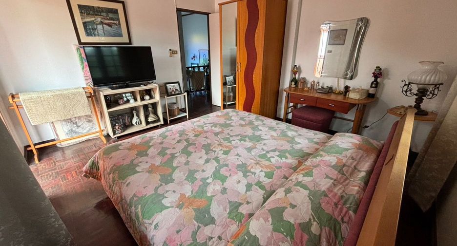 For rent 3 bedrooms house in Si Racha, Chonburi
