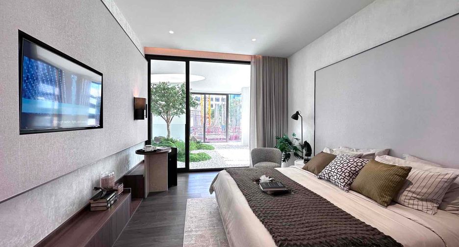 For sale 2 bedrooms condo in Sathon, Bangkok