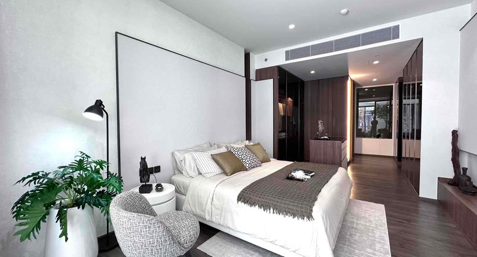 For sale 2 bedrooms condo in Sathon, Bangkok