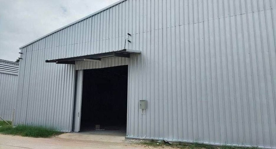 For rent warehouse in Bang Lamung, Chonburi