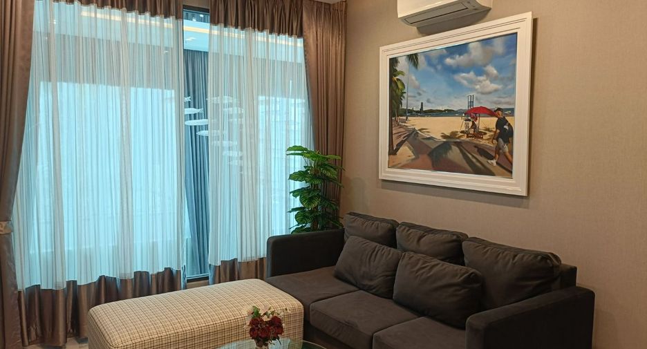 For rent and for sale 4 bedrooms villa in Bang Lamung, Chonburi