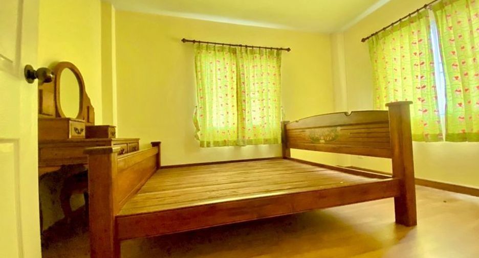 Haus zur Miete und zum Kauf mit 3 Zimmer in Mueang Chon Buri, Chonburi