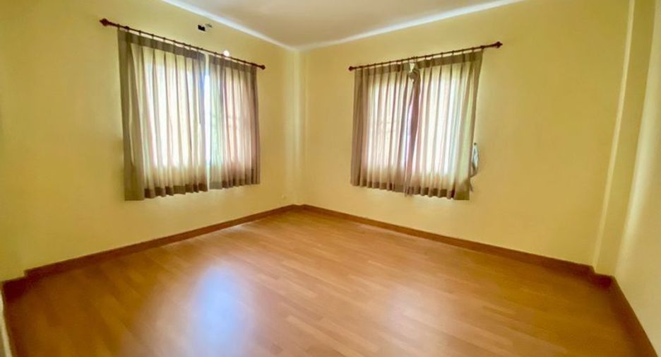 Haus zur Miete und zum Kauf mit 3 Zimmer in Mueang Chon Buri, Chonburi